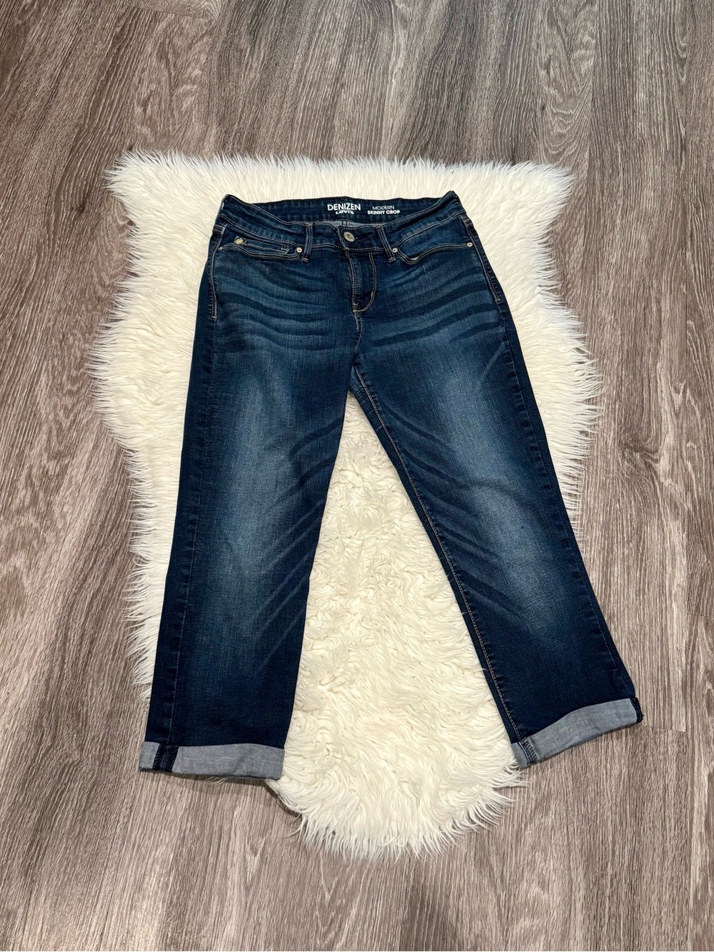Denizen from Levi's Modern Skinny Crop in dark wash